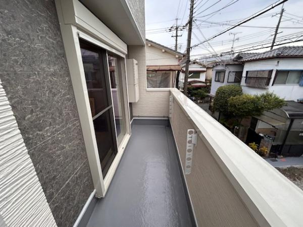 【バルコニー】