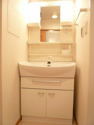 【洗面所】 | ベル・オーブ | 脱衣スペースもあります