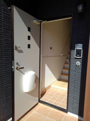 【玄関】 | ＬＵＣＥ　Ⅱ | ゆったりとした玄関です