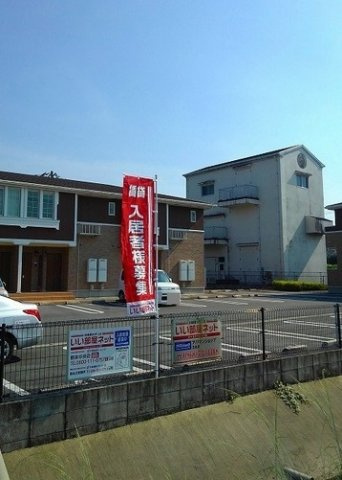 アルバーダ・ＭⅠの駐車場