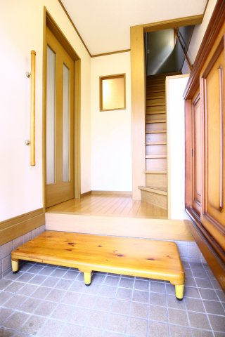 馬場通貸家の玄関