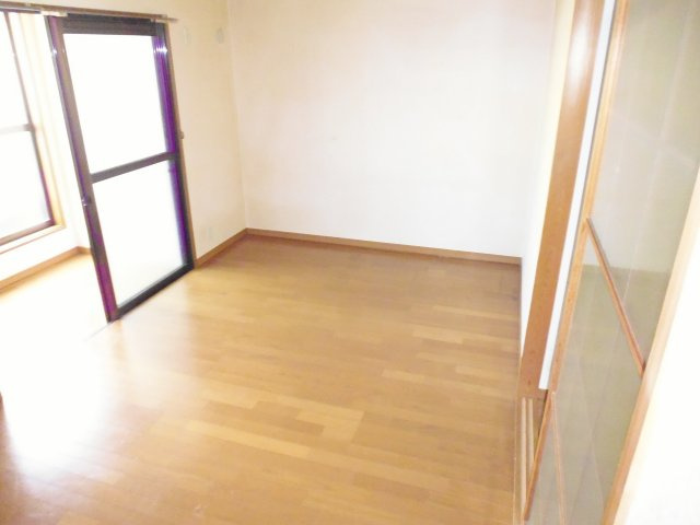 辻王ハイツの内装