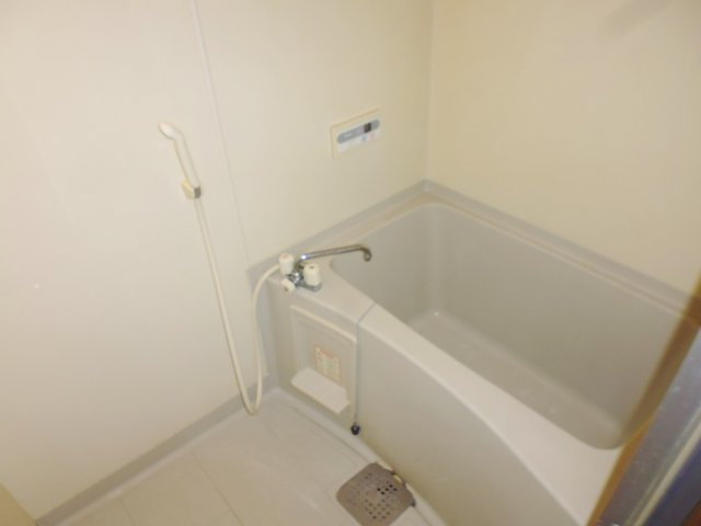 辻王ハイツの浴室