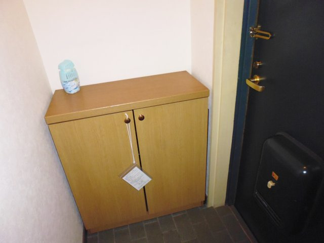 辻王ハイツの収納