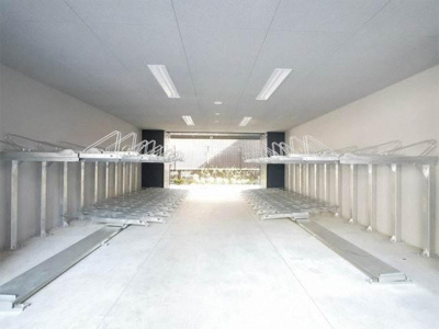 【その他共用部分】 | プレサンスOSAKA DOMECITY クロスティ | 駐輪場です