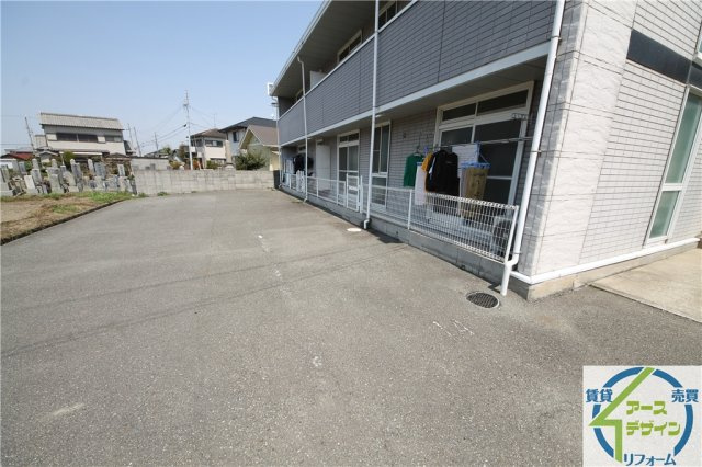 ハイツ清水Ⅱの駐車場
