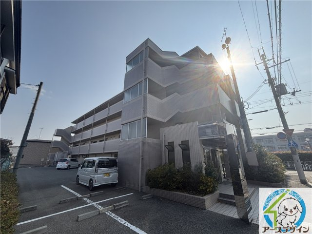 サンロイヤル神戸西の外観