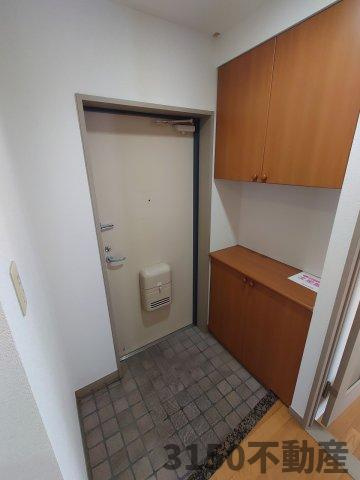 B・INSIDEⅡの玄関