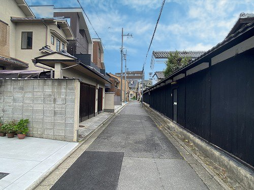　北野西白梅町建築条件無土地の前面道路含む現地写真