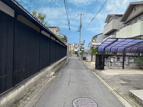　北野西白梅町建築条件無土地の前面道路含む現地写真