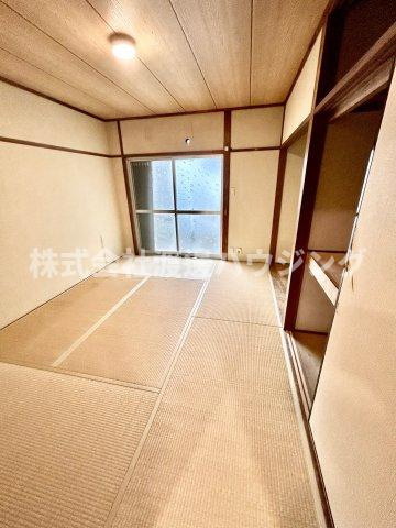 新芦屋下貸家の和室