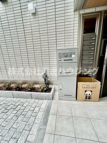 ラ・パーチェ江坂2のその他共用部分|宅配BOX付き