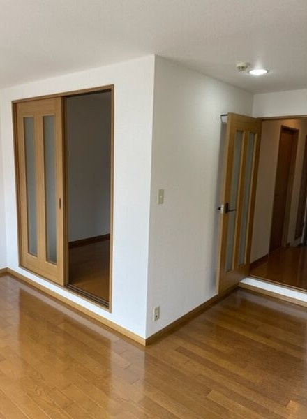 エスタ植田の居間・リビング