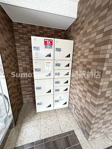 タッチ塚口のその他共用部分|便利な宅配ボックス完備♪