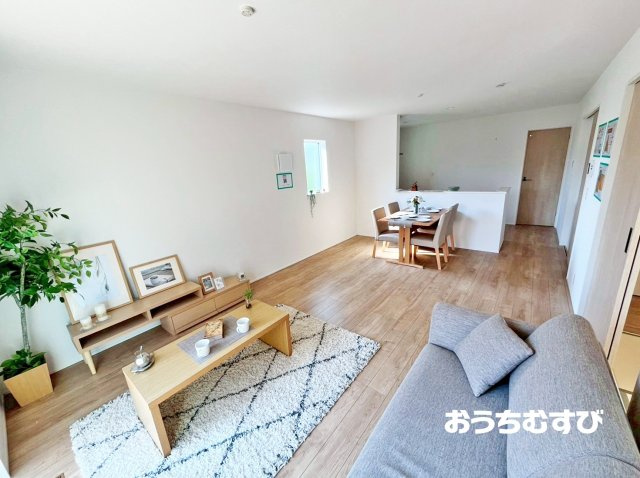 瀬戸市石田町23-1期(全1棟)の居間・リビング