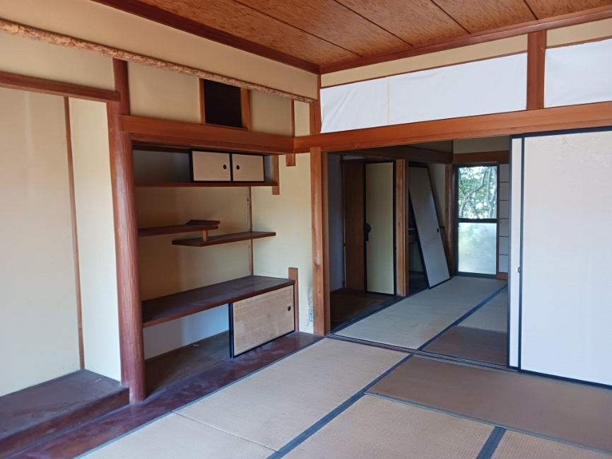 乙川北側町一丁目戸建の和室|くつろぎの場として、客間として、様々なシーンで活躍する和室です