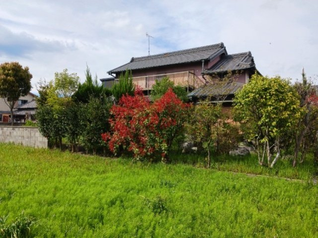 乙川北側町一丁目戸建の庭|たまにはお庭で休日を過ごしてみるのもよいかもしれません