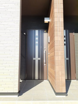 【玄関】 | モダン・プリムローズ