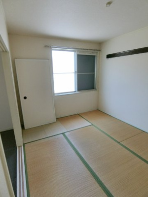 【和室】 | メゾン・フローレンス