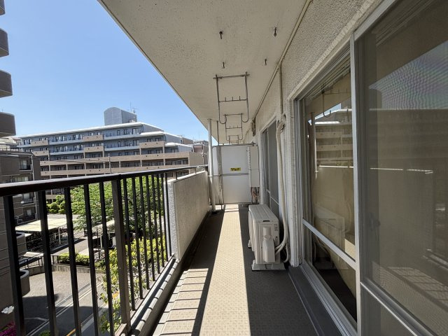コスモ西葛西のバルコニー