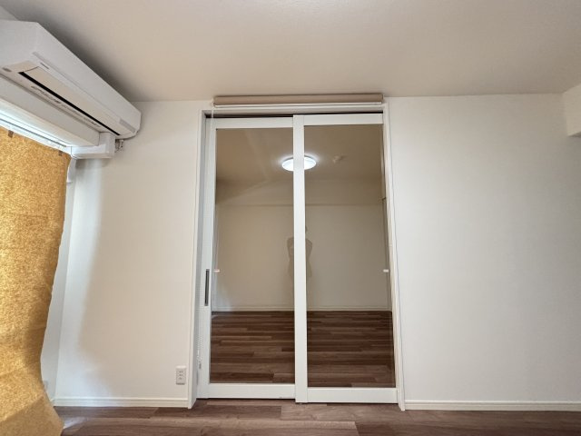 コスモ西葛西の居間・リビング