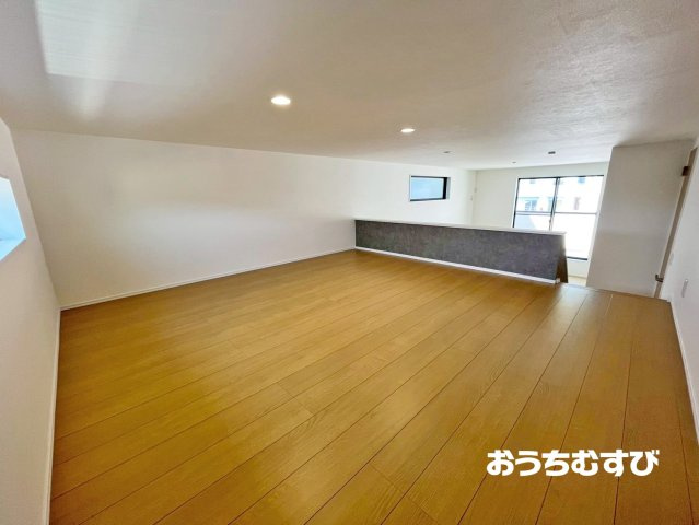 春日井市不二ガ丘(全3棟)の洋室