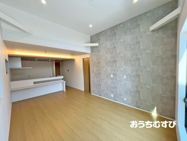 春日井市不二ガ丘(全3棟)の居間・リビング