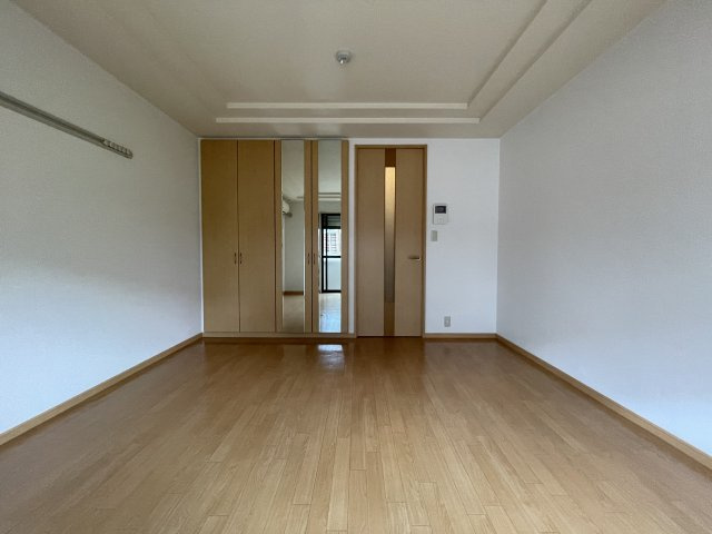 グランドパレス堀越の居間・リビング