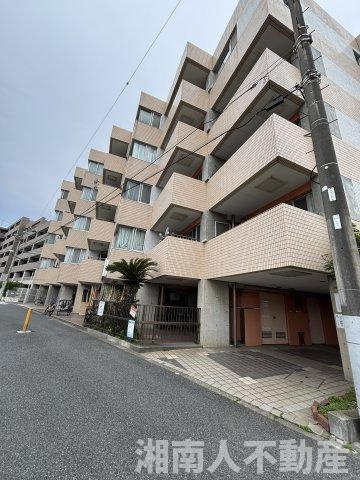 オクトピア緑が浜の外観|外観は落ち着いています