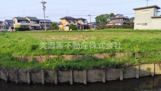 ６５２３６　瑞穂市本田土地の周辺