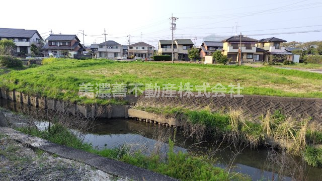 ６５２３６　瑞穂市本田土地の周辺