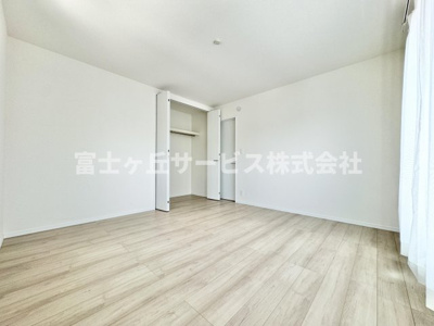 【寝室】 | 島田市金谷根岸町 新築一戸建て D号棟 | 落ち着いて過ごせる寝室です