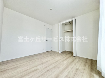 【子供部屋】 | 島田市金谷根岸町 新築一戸建て D号棟 | 子供部屋としても使える洋室です