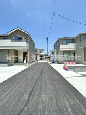 【前面道路含む現地写真】 | 島田市金谷根岸町 新築一戸建て D号棟 | 前面道路含む現地写真です
