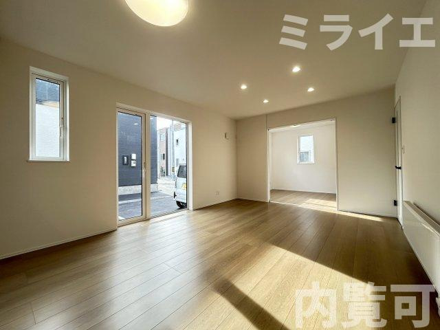 【新築戸建】札幌市東区本町1条3丁目6棟の居間・リビング