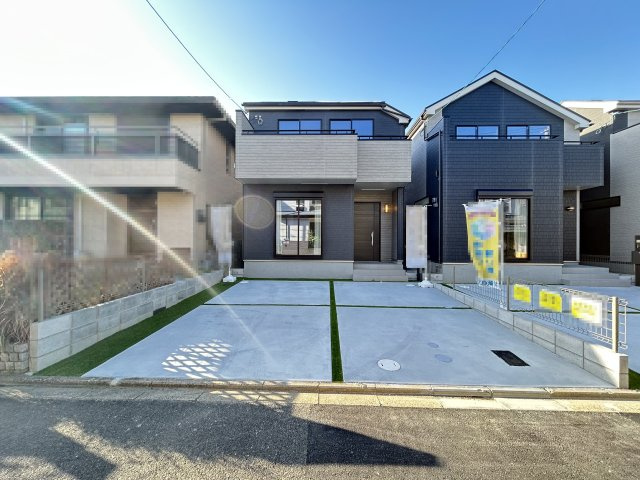 ♦並列駐車２台可能♦南向きにつき陽当たり良好♦スーパー徒歩４分♦京都西京区大原野上里鳥見町の外観|外観