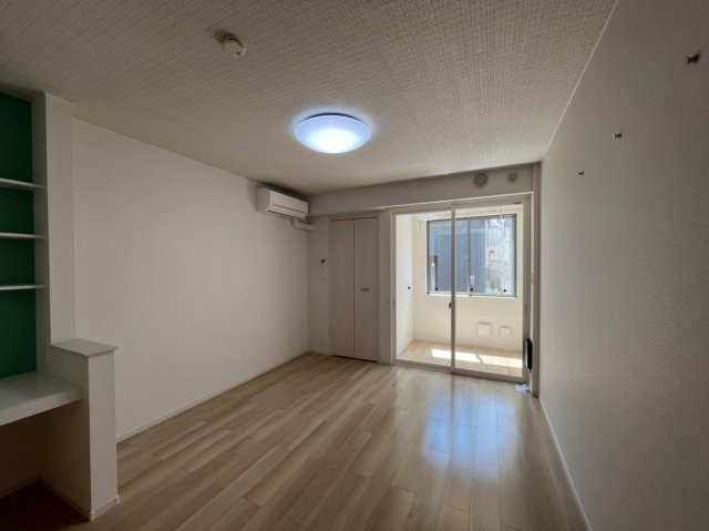 グランブルⅤの居間・リビング