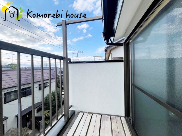 さいたま市西区指扇　中古一戸建てのバルコニー|落ち着いた時間を過ごせるバルコニーです
