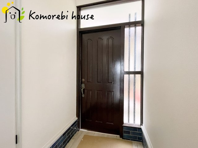さいたま市西区指扇　中古一戸建ての玄関|玄関です