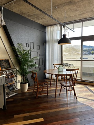 【居間・リビング】 | しみずサンパレスマンション | フローリング材にはいろいろな種類を使っています