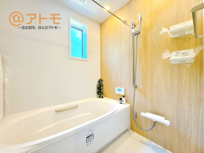【浴室】 | 沼津市岡一色　分譲住宅　全1棟 | 広々１坪タイプのゆったり浴室ユニット♪浴室乾燥機付き♪