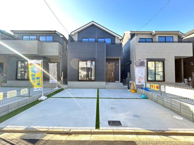 ♦並列駐車２台可能♦南向きにつき陽当たり良好♦スーパー徒歩４分♦京都西京区大原野上里鳥見町２期の外観|外観