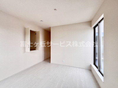 【寝室】 | 富士市比奈 9期 新築一戸建て | 6.9帖の寝室です