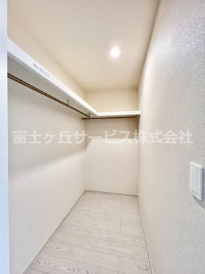 【収納】 | 富士市比奈 9期 新築一戸建て | 1.9帖のウォークインクローゼットです