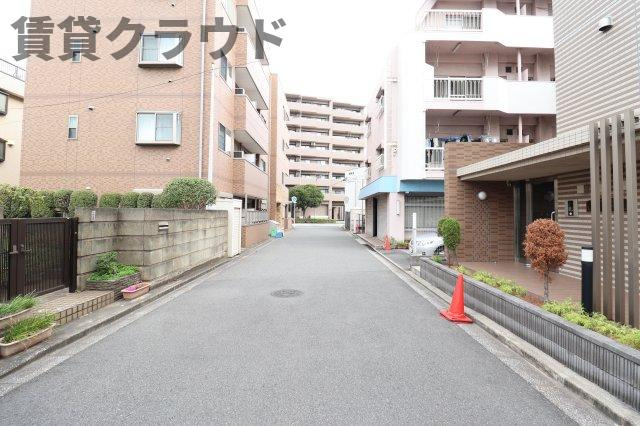 ヴィレッジゲート神明の周辺