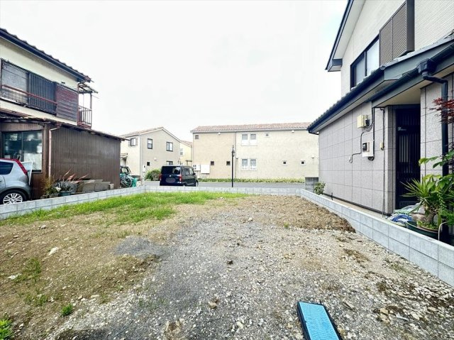 【外観】 | 志木市中宗岡2丁目　新築一戸建住宅　全1棟　(志木本店) | 販売現地／2025年5月15日撮影　
保育園や幼稚園が点在しているので共働きのご家庭にもおすすめの住環境です。