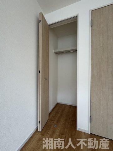 寒川町岡田７丁目２８２６番２７新築戸建の収納|こまごまとしたものを収納できそうですね