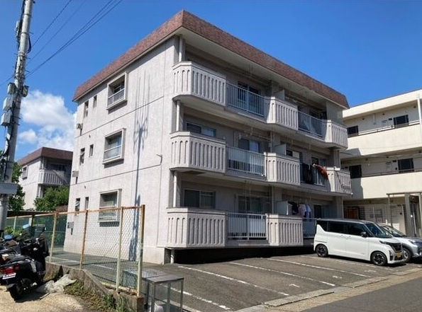 レジデンスみなみＢ棟の外観