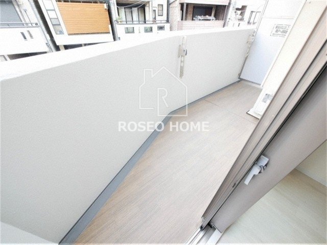 ルアナ北梅田のバルコニー