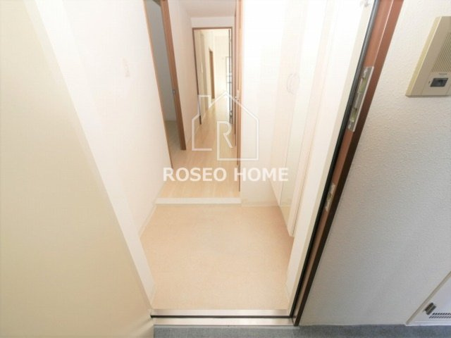 ルボワ天満橋の玄関